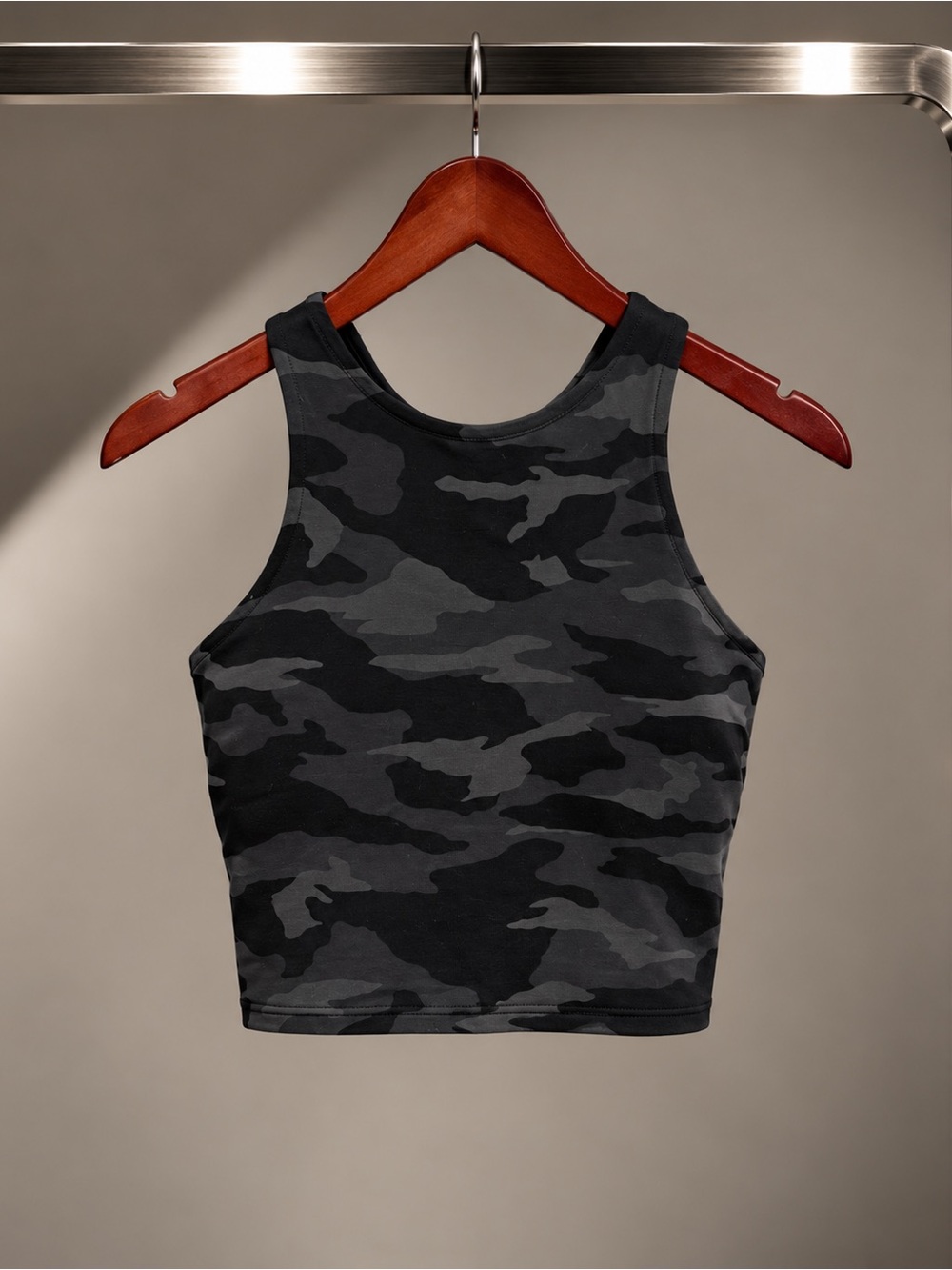 Athleta Black Camo Crop Tank High Neck Racerback Built In Shelf Bra Cropped XXS